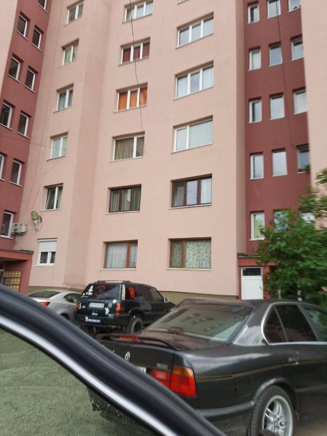 Apartment Milevi Teteven Kültér fotó